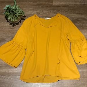 Violet + Claire flowy blouse